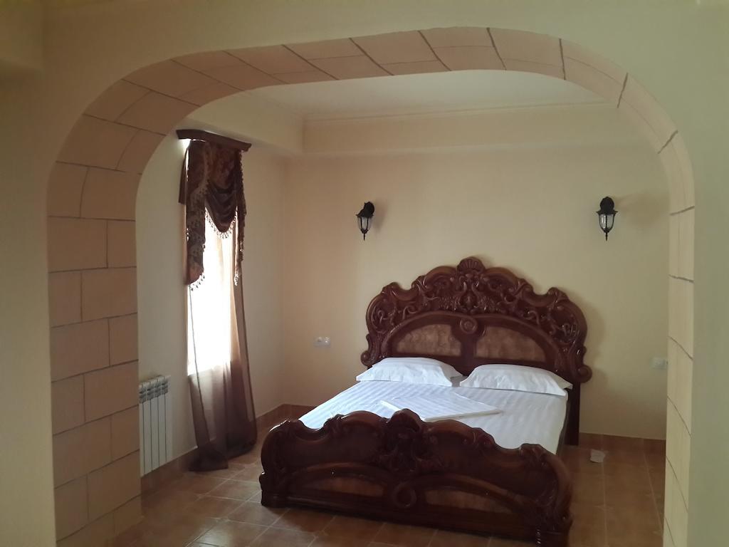 Venezia Palazzo Hotel Jerevan Exteriör bild
